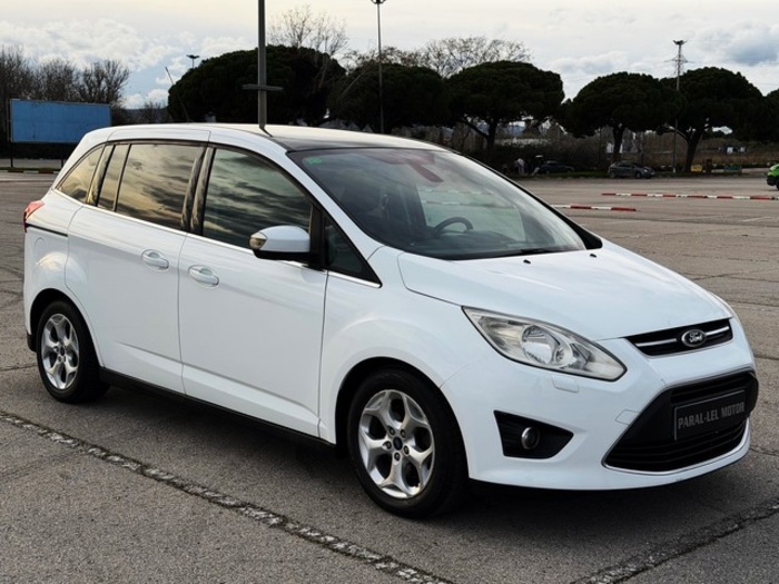 FordGrand C-Max 1.6Ti VCT Trend 92 kW (125 CV) Vehículo usado en Barcelona - 1 FordGrand C-Max 1.6Ti VCT Trend 92 kW (125 CV) Vehículo usado en Barcelona - 1