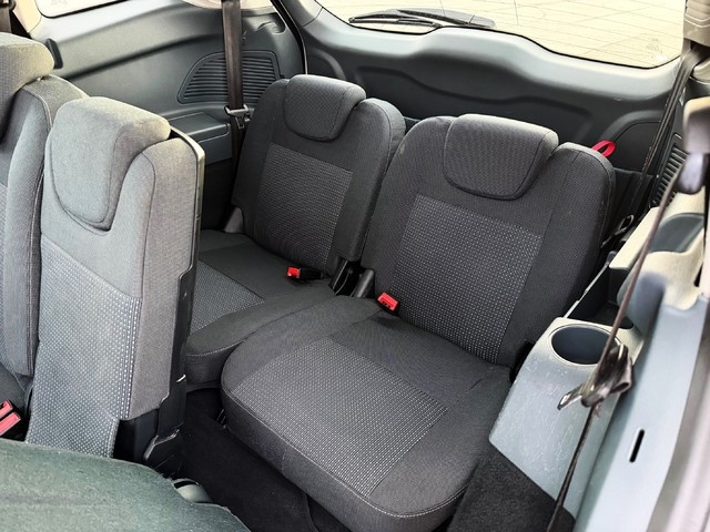 FordGrand C-Max 1.6Ti VCT Trend 92 kW (125 CV) Vehículo usado en Barcelona - 12