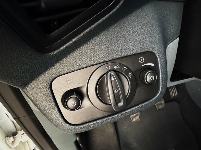 FordGrand C-Max 1.6Ti VCT Trend 92 kW (125 CV) Vehículo usado en Barcelona - 15