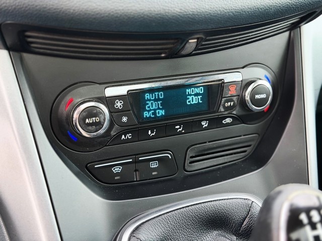 FordGrand C-Max 1.6Ti VCT Trend 92 kW (125 CV) Vehículo usado en Barcelona - 23