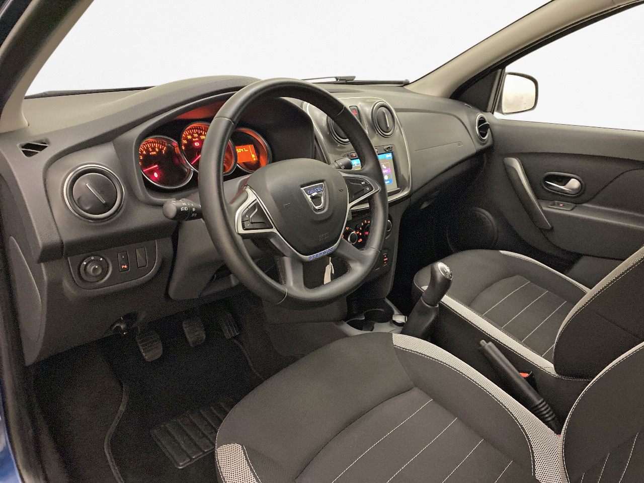 Dacia Logan MCV Stepway Comfort Blue dCi 70 kW (95 CV) - 4