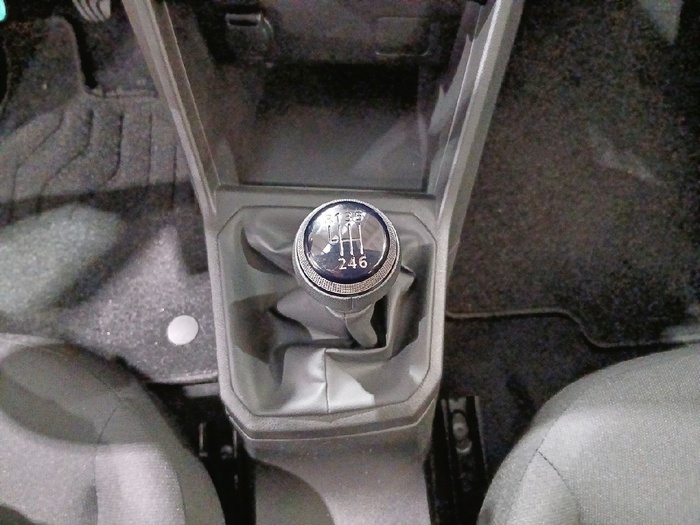 Dacia Sandero Essential TCe 66 kW (91 CV) - 8 Dacia Sandero Essential TCe 66 kW (91 CV) - 8