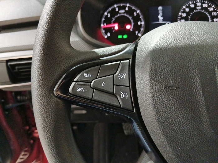 Dacia Sandero Essential TCe 66 kW (91 CV) - 16 Dacia Sandero Essential TCe 66 kW (91 CV) - 16