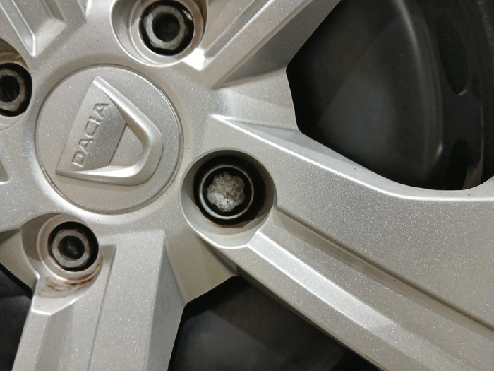 Dacia Sandero Essential TCe 66 kW (91 CV) - 19 Dacia Sandero Essential TCe 66 kW (91 CV) - 19