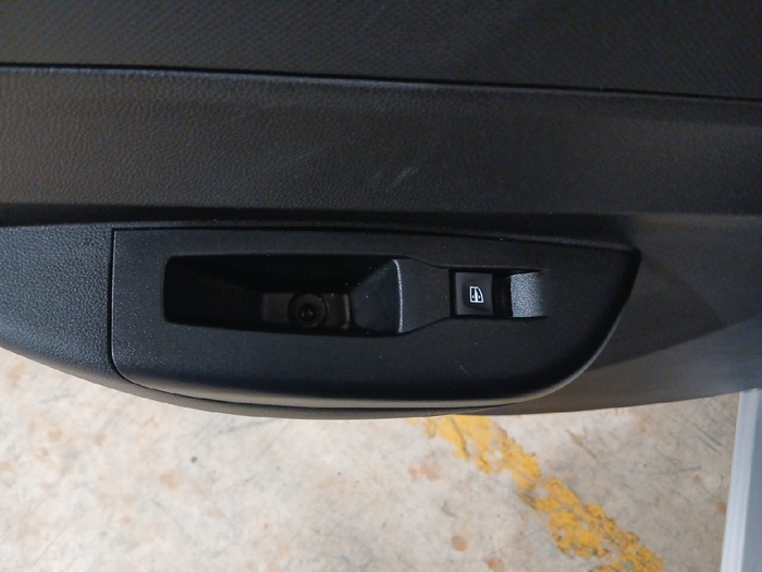 Dacia Spring Comfort Plus Electric 33 kW (45 CV) - 14 Dacia Spring Comfort Plus Electric 33 kW (45 CV) - 14