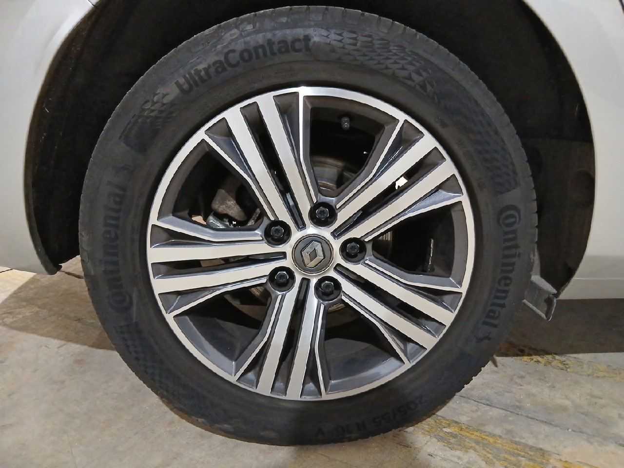 Renault Megane Sport Tourer Zen TCe 103 kW (140 CV) - 10