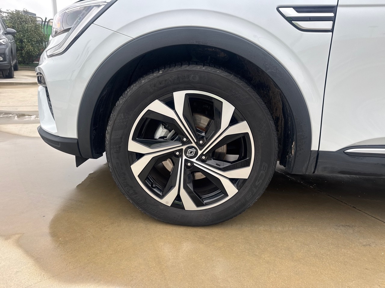 Renault Arkana Techno E-Tech full hybrid 145 EDC 107 kW (145 CV) - 10