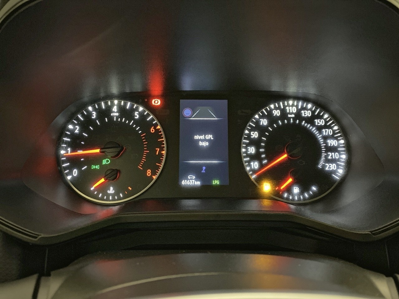 Renault Clio Intens TCe 74 kW (100 CV) GLP - 8