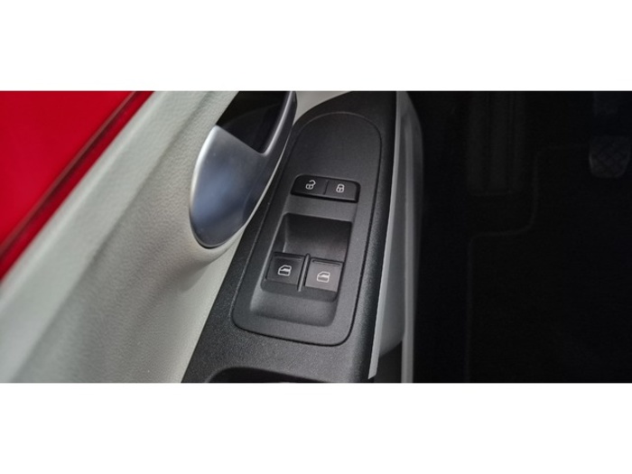 SEATMii 1.0 Style Edition Plus 55 kW (75 CV) Vehículo usado en Barcelona - 25 SEATMii 1.0 Style Edition Plus 55 kW (75 CV) Vehículo usado en Barcelona - 25