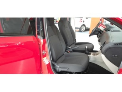 SEAT Mii 1.0 Style Edition Plus 55 kW (75 CV) SEAT Mii 1.0 Style Edition Plus 55 kW (75 CV)