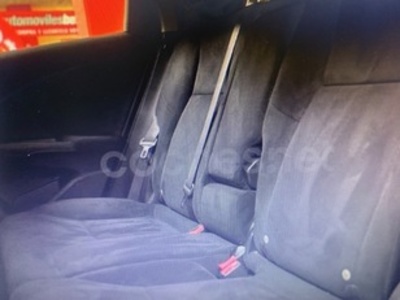 Honda Civic 1.8 I-VTEC Executive 104 kW (142 CV) Honda Civic 1.8 I-VTEC Executive 104 kW (142 CV)