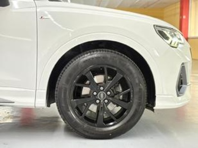 Audi Q3 S line 35 TFSI 110 kW (150 CV) Audi Q3 S line 35 TFSI 110 kW (150 CV)