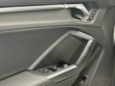 Audi Q3 S line 35 TFSI 110 kW (150 CV) Audi Q3 S line 35 TFSI 110 kW (150 CV)