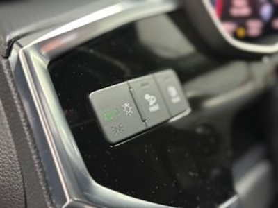 Audi Q3 S line 35 TFSI 110 kW (150 CV) Audi Q3 S line 35 TFSI 110 kW (150 CV)