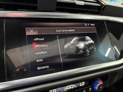 Audi Q3 S line 35 TFSI 110 kW (150 CV) Audi Q3 S line 35 TFSI 110 kW (150 CV)