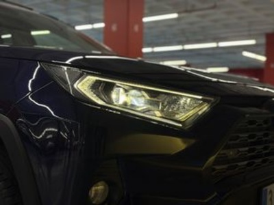 Toyota Rav4 2.5l hybrid Luxury 160 kW (218 CV) Toyota Rav4 2.5l hybrid Luxury 160 kW (218 CV)