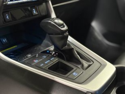 Toyota Rav4 2.5l hybrid Luxury 160 kW (218 CV) Toyota Rav4 2.5l hybrid Luxury 160 kW (218 CV)