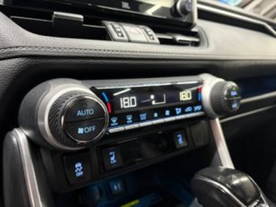 Toyota Rav4 2.5l hybrid Luxury 160 kW (218 CV) Toyota Rav4 2.5l hybrid Luxury 160 kW (218 CV)