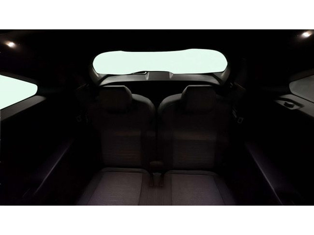 Peugeot5008 Hybrid 1.2 Allure eDCS6 107 kW (145 CV) Vehículo usado en Barcelona - 9