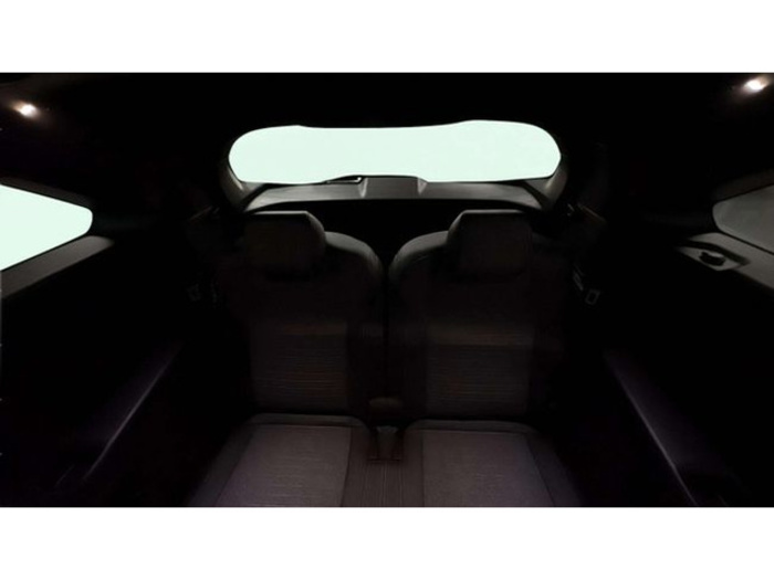 Peugeot5008 Hybrid 1.2 Allure eDCS6 107 kW (145 CV) Vehículo usado en Barcelona - 9 Peugeot5008 Hybrid 1.2 Allure eDCS6 107 kW (145 CV) Vehículo usado en Barcelona - 9