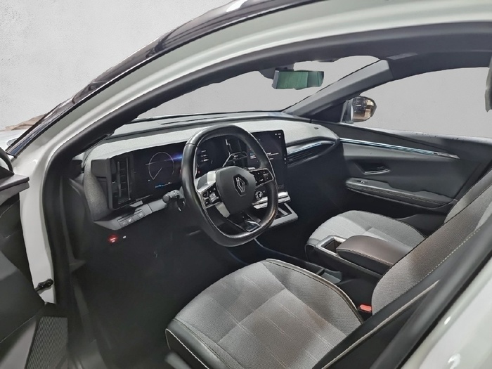 Renault Megane E-Tech Techno EV60 160 kW (218 CV) optimum charge - 4 Renault Megane E-Tech Techno EV60 160 kW (218 CV) optimum charge - 4