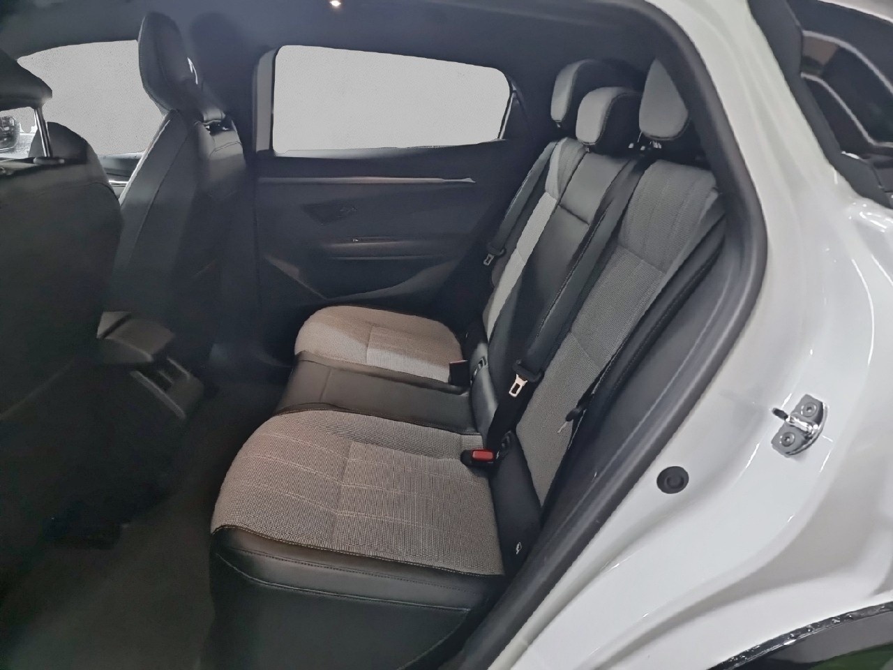 Renault Megane E-Tech Techno EV60 160 kW (218 CV) optimum charge - 9