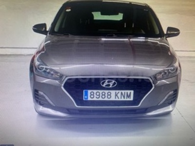 Hyundai i30 1.0 TGDI Go! 88 kW (120 CV) Hyundai i30 1.0 TGDI Go! 88 kW (120 CV)