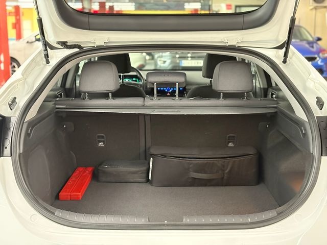 HyundaiIoniq 1.6 GDI PHEV Tecno DT 104 kW (141 CV) Vehículo usado en Barcelona - 10