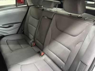Hyundai Ioniq 1.6 GDI PHEV Tecno DT 104 kW (141 CV) Hyundai Ioniq 1.6 GDI PHEV Tecno DT 104 kW (141 CV)