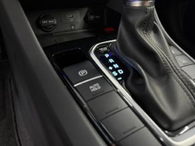 Hyundai Ioniq 1.6 GDI PHEV Tecno DT 104 kW (141 CV) Hyundai Ioniq 1.6 GDI PHEV Tecno DT 104 kW (141 CV)