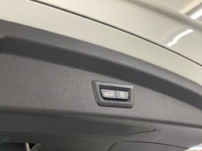 BMW X2 sDrive18i 103 kW (140 CV) BMW X2 sDrive18i 103 kW (140 CV)