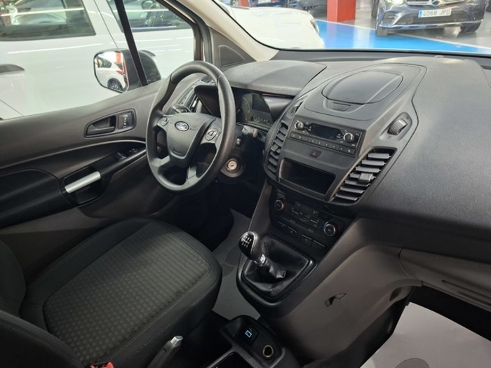FordTransit Connect Furgon 1.5 TDCi Ambiente 200 L1 55 kW (75 CV) Vehículo usado en Barcelona - 5 FordTransit Connect Furgon 1.5 TDCi Ambiente 200 L1 55 kW (75 CV) Vehículo usado en Barcelona - 5