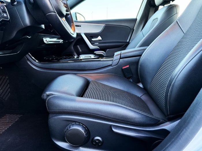 Mercedes-BenzClase A Sedán 200 120 kW (163 CV) Vehículo usado en Barcelona - 6 Mercedes-BenzClase A Sedán 200 120 kW (163 CV) Vehículo usado en Barcelona - 6