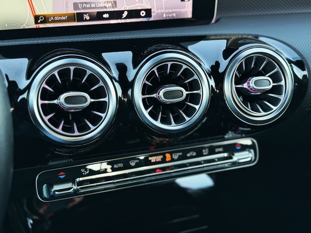 Mercedes-BenzClase A Sedán 200 120 kW (163 CV) Vehículo usado en Barcelona - 29