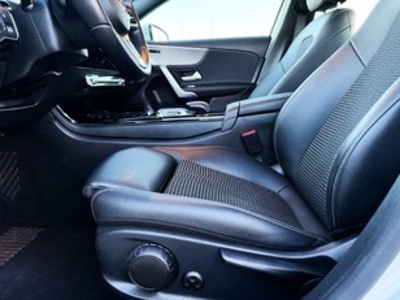 Mercedes-Benz Clase A 200 Sedán 120 kW (163 CV) Mercedes-Benz Clase A 200 Sedán 120 kW (163 CV)