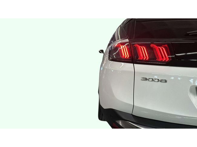 Peugeot3008 BlueHDI 130 S&S Allure EAT8 96 kW (130 CV) Vehículo usado en Barcelona - 19