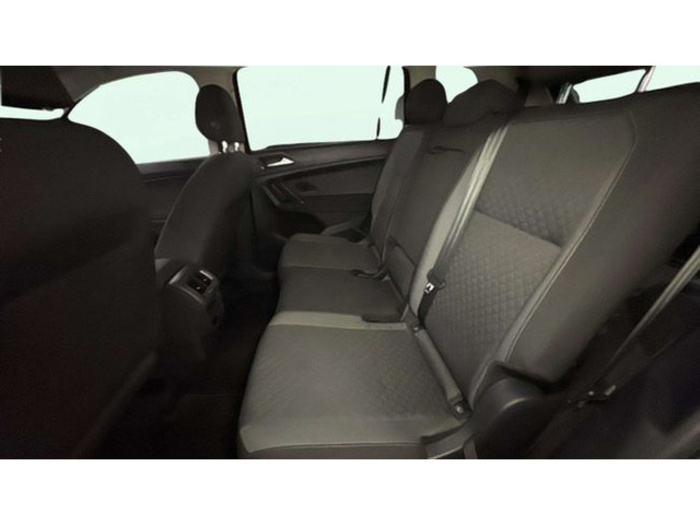 VolkswagenTiguan Sport 2.0 TSI 4Motion 132 kW (180 CV) DSG Vehículo usado en Barcelona - 11 VolkswagenTiguan Sport 2.0 TSI 4Motion 132 kW (180 CV) DSG Vehículo usado en Barcelona - 11