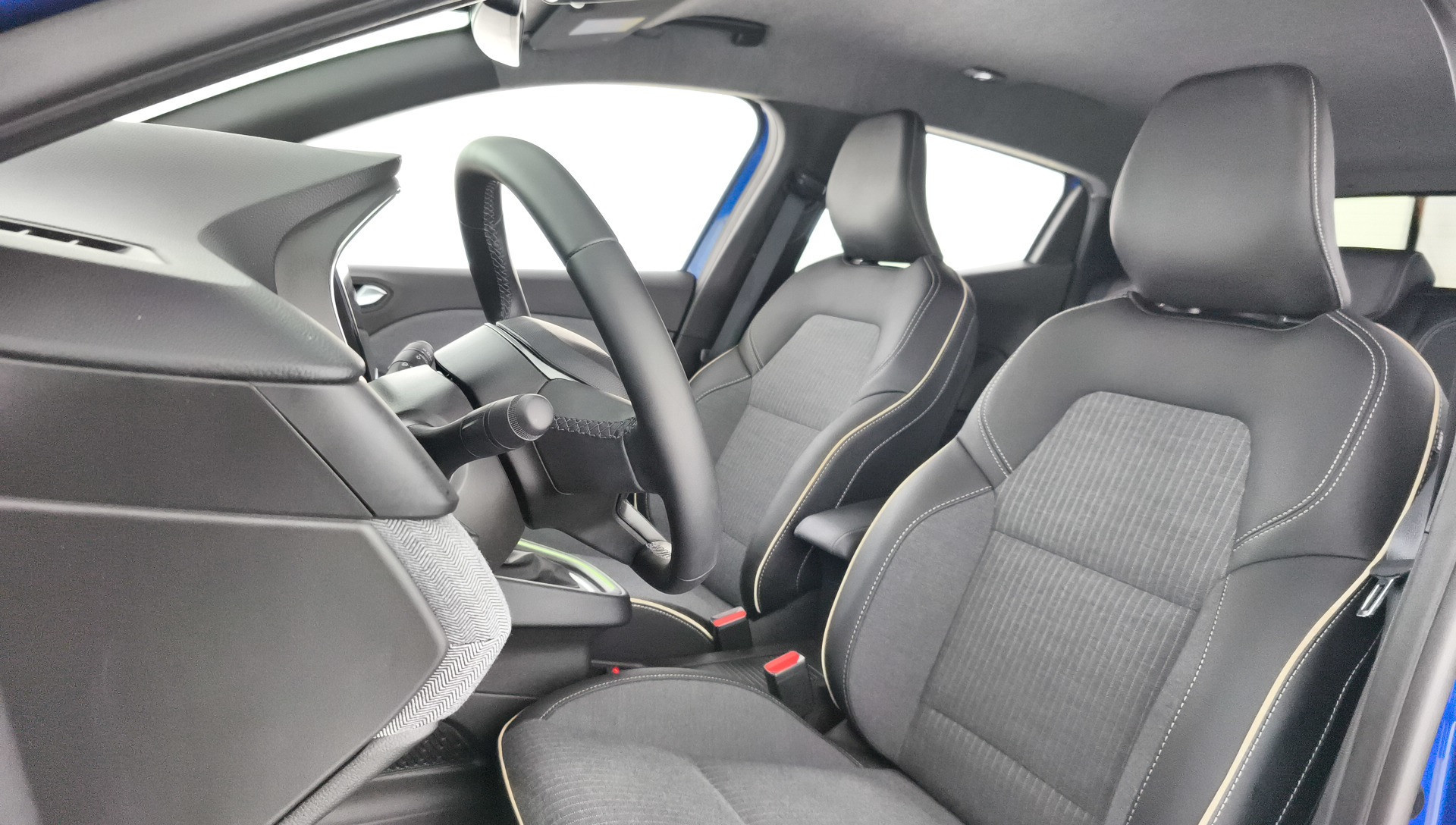 Renault Clio Techno E-Tech full Híbrido 105 kW (143 CV) - 12