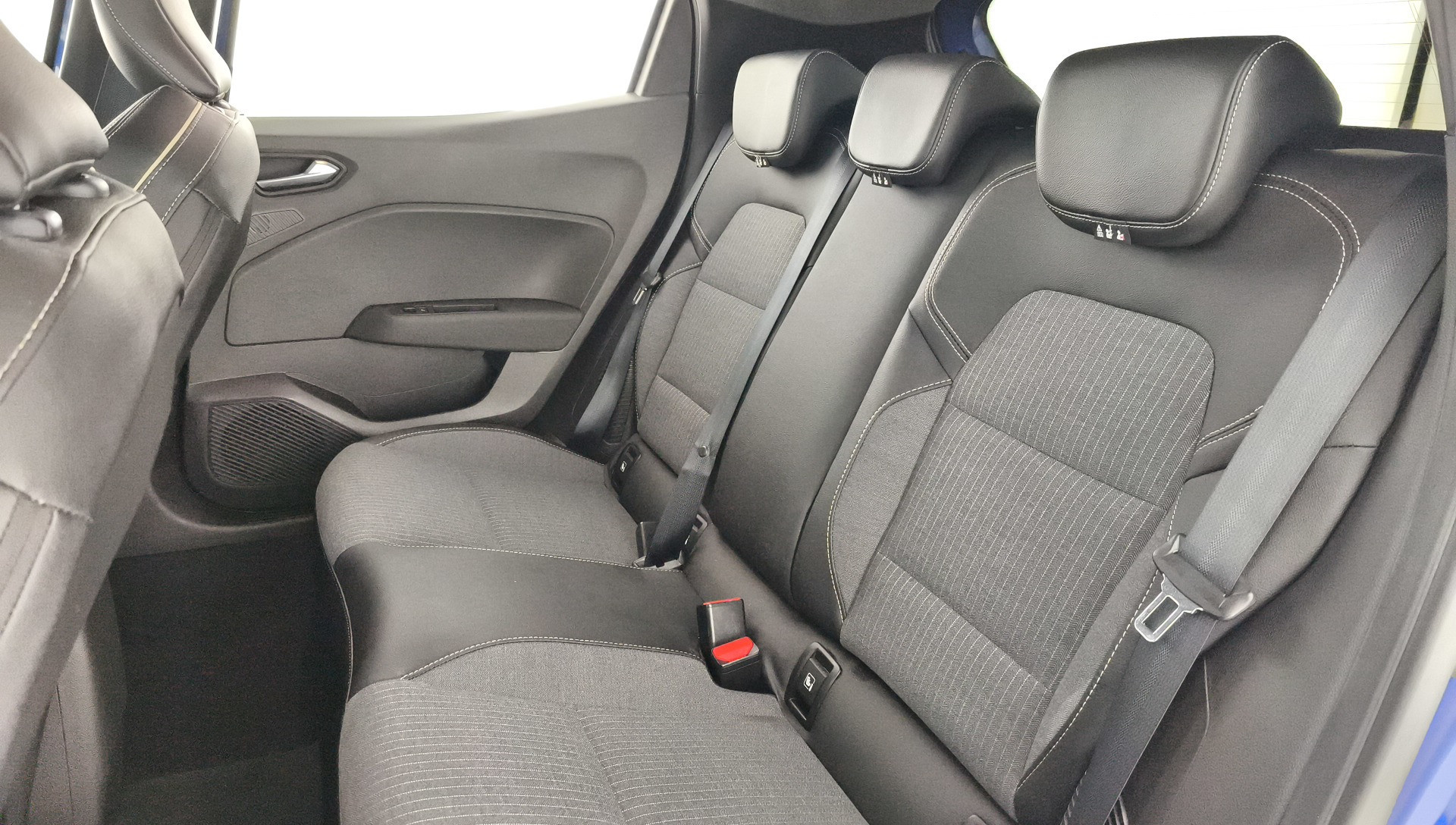 Renault Clio Techno E-Tech full Híbrido 105 kW (143 CV) - 13