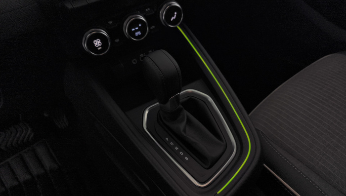 Renault Clio Techno E-Tech full Híbrido 105 kW (143 CV) - 24 Renault Clio Techno E-Tech full Híbrido 105 kW (143 CV) - 24