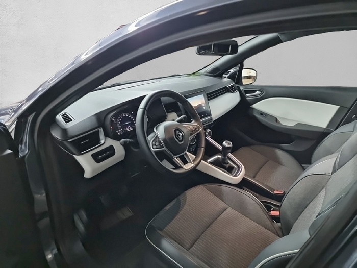 Renault Clio Techno TCe 66 kW (90 CV) - 4 Renault Clio Techno TCe 66 kW (90 CV) - 4