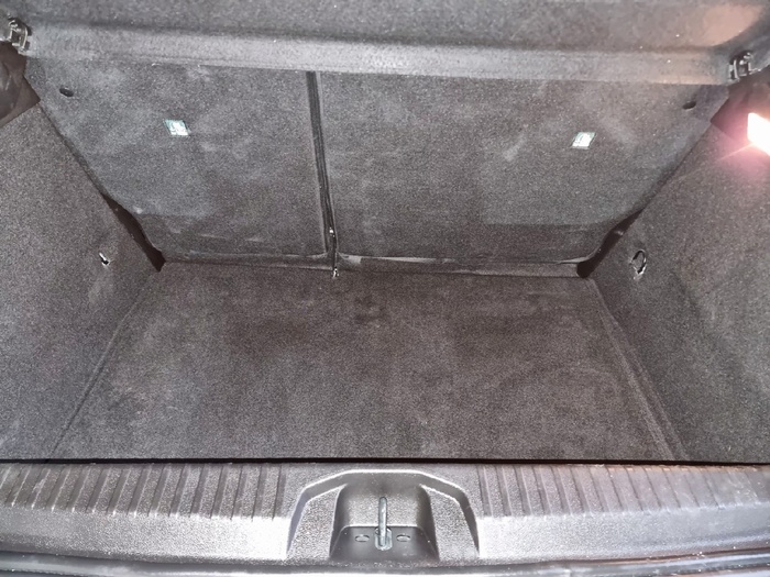 Renault Clio Techno TCe 66 kW (90 CV) - 12 Renault Clio Techno TCe 66 kW (90 CV) - 12