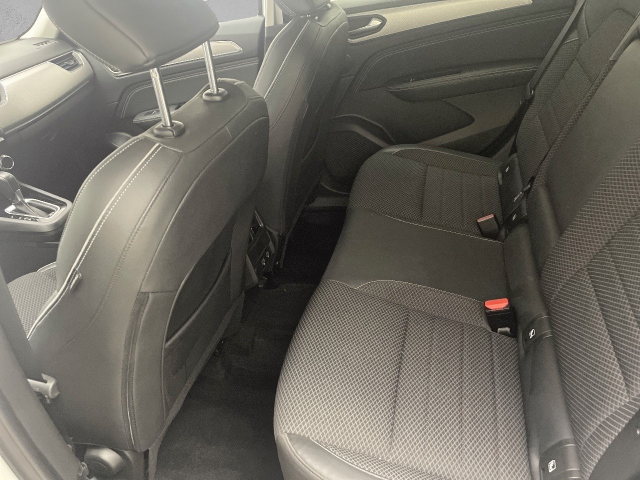 Renault Arkana Zen TCe 103 kW (140 CV) EDC Microhíbrido - 9