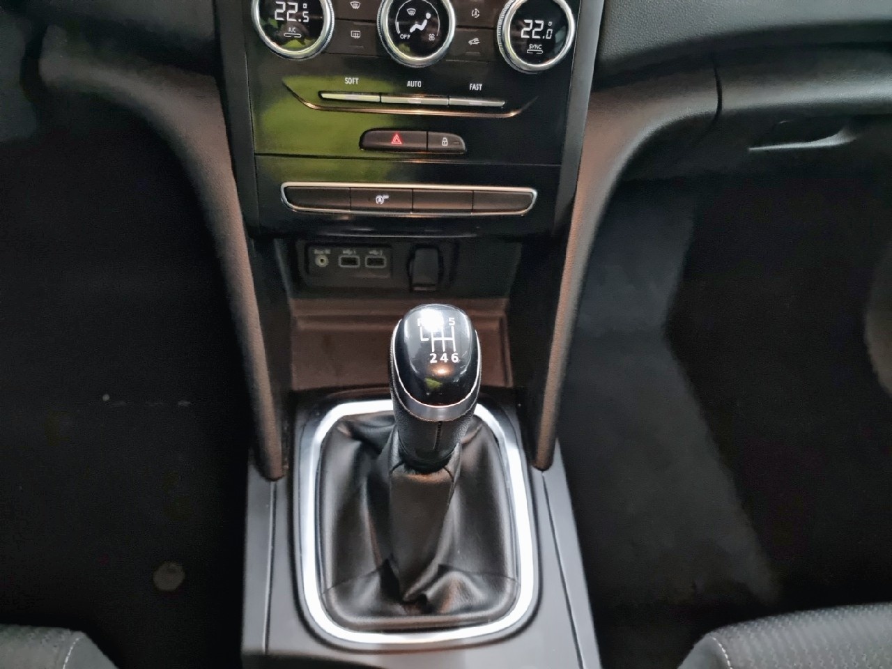 Renault Megane Sport Tourer Intens Blue dCi 85 kW (115 CV) - 7