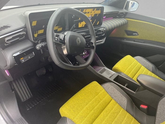 Renault 5 E-Tech Iconic Cinq Autonomía Urbana 90 kW (122 CV) - 4 Renault 5 E-Tech Iconic Cinq Autonomía Urbana 90 kW (122 CV) - 4