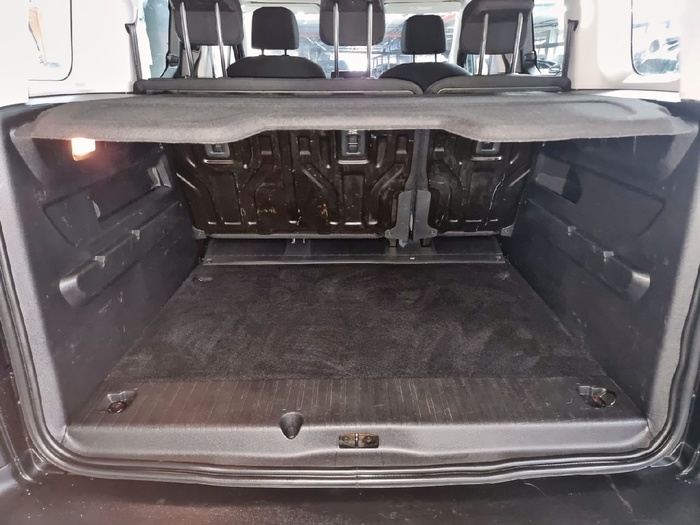 Peugeot Rifter BlueHDi 100 Active Standard 73 kW (100 CV) - 12 Peugeot Rifter BlueHDi 100 Active Standard 73 kW (100 CV) - 12