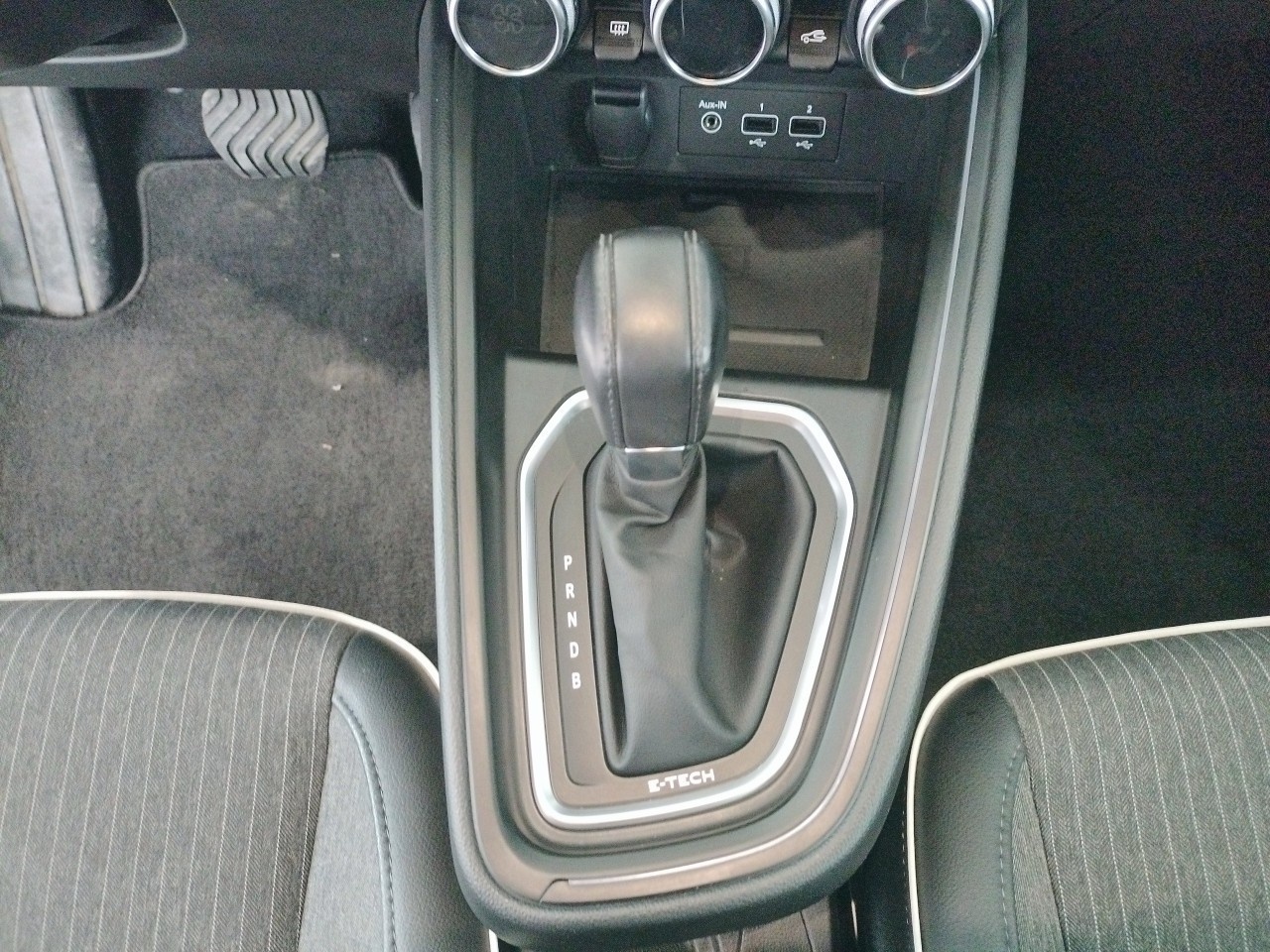 Renault Clio Zen E-Tech Híbrido 103 kW (140 CV) - 6