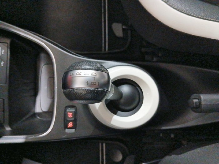 Renault Twingo Zen R80 batería 20kWh 60 kW (82 CV) - 7 Renault Twingo Zen R80 batería 20kWh 60 kW (82 CV) - 7