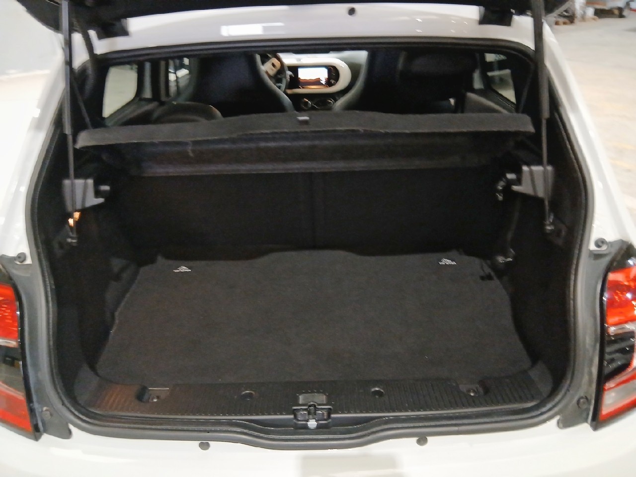 Renault Twingo Zen R80 batería 20kWh 60 kW (82 CV) - 12