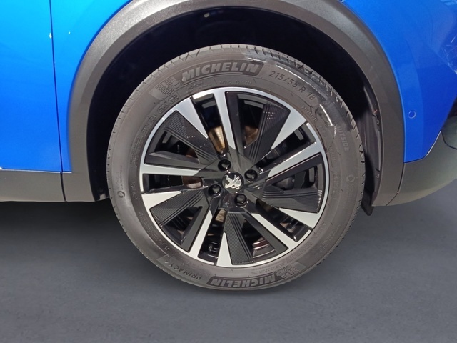 Peugeot e-2008 Eléctrico GT Pack 100 kW (136 CV) Vehículo usado en Las Palmas - 10